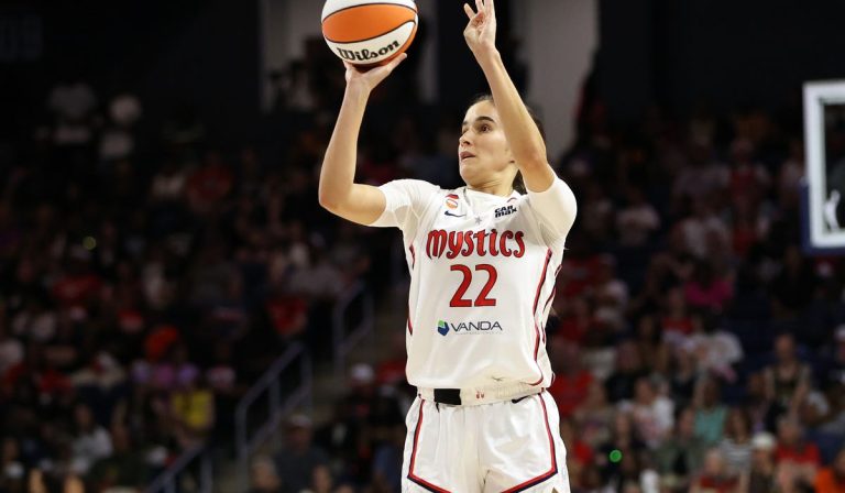 Howard, Miles rally Lynx to win over Mystics
